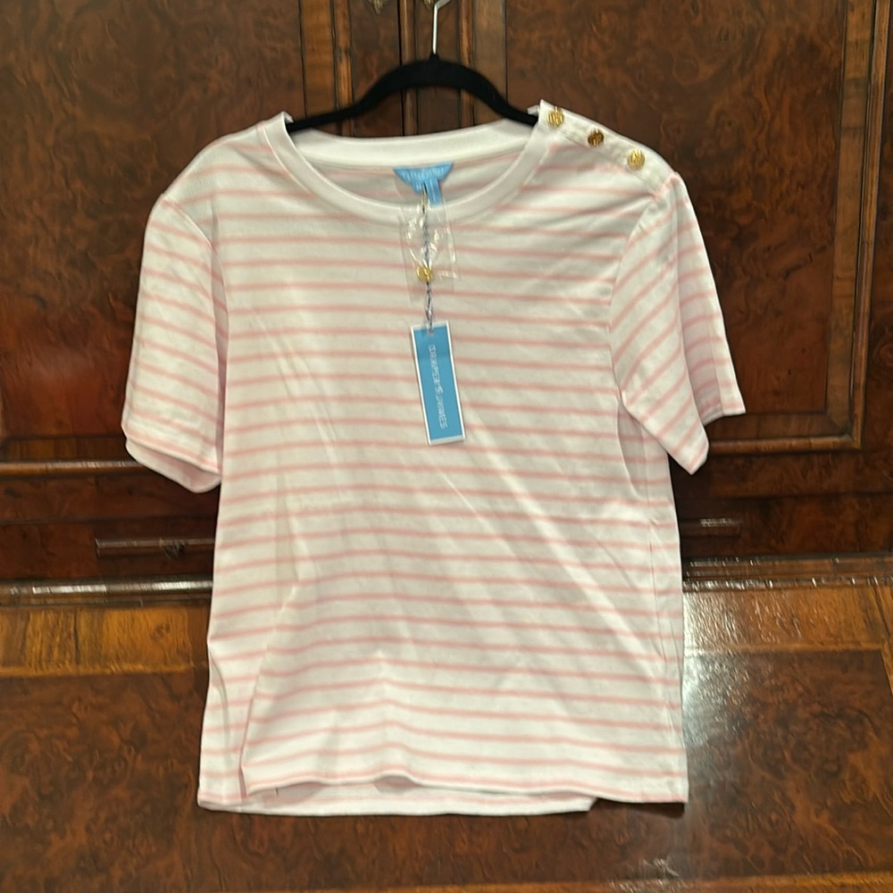 Draper James T-shirt.